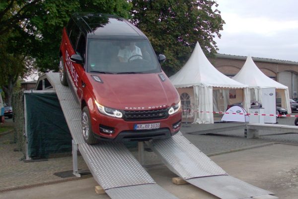 landrover-jaguar-11 landrover-jaguar-11