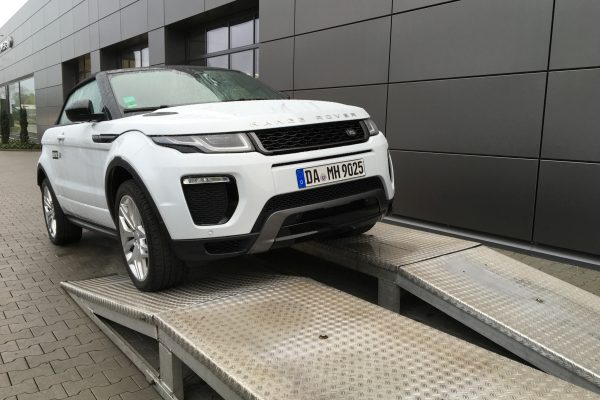 landrover-jaguar-21 landrover-jaguar-21