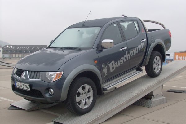 mitsubishi-1 mitsubishi-1