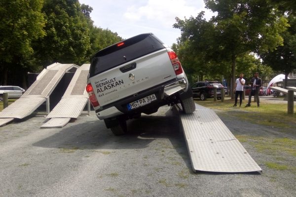 renault-2-3 renault-2-3