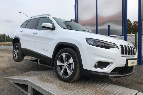 Jeep-Cherokee-VS Jeep-Cherokee-VS