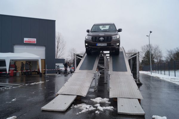 Toyota-Landc-Br Toyota-Landc-Br