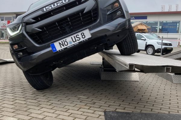 Isuzu_SF_IMG_2569 Isuzu_SF_IMG_2569