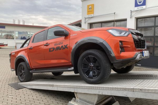 Isuzu_WI_IMG_2519 Isuzu_WI_IMG_2519