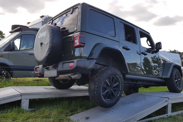 Jeep_KAEZ8463 Jeep_KAEZ8463